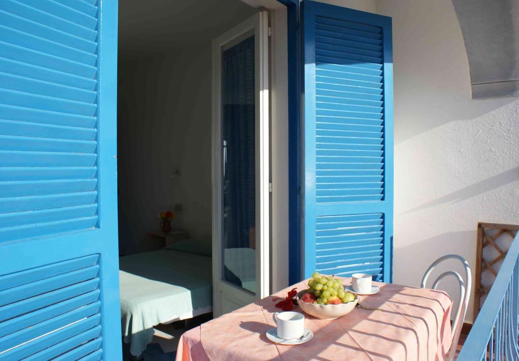 Aparthotel Villa Marinu Forio di Ischia Kamer foto