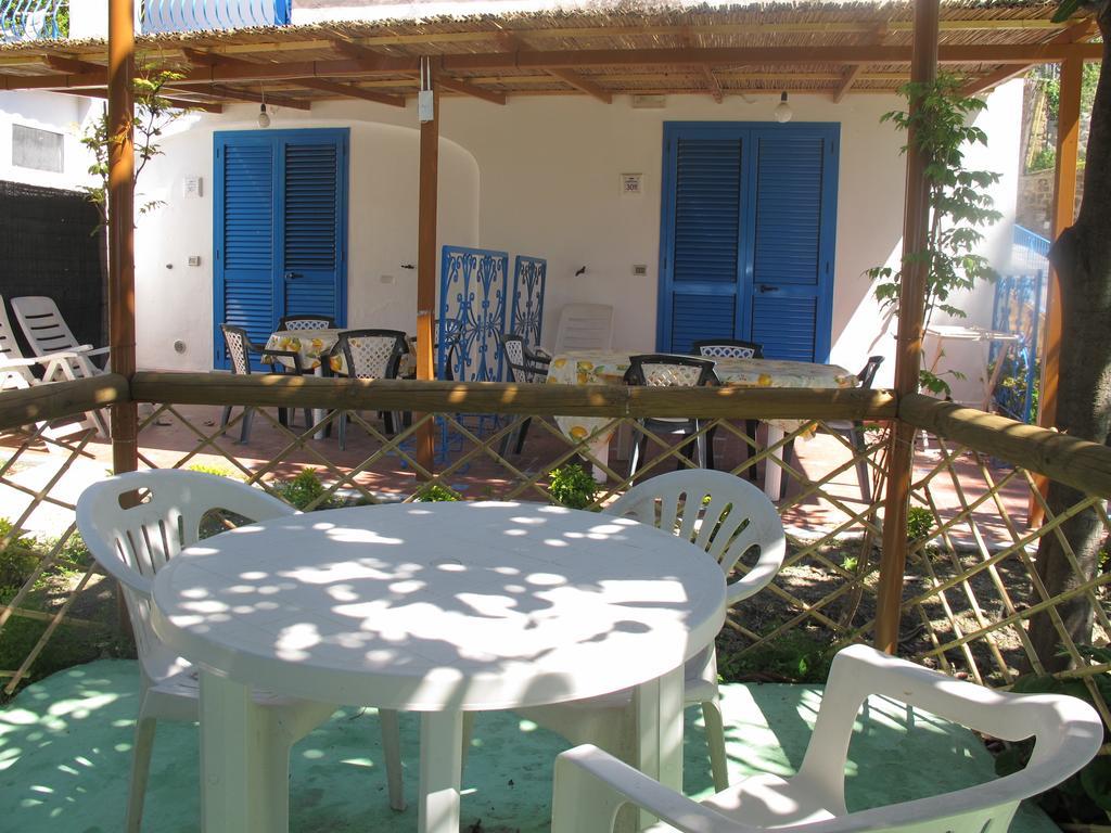 Aparthotel Villa Marinu Forio di Ischia Kamer foto