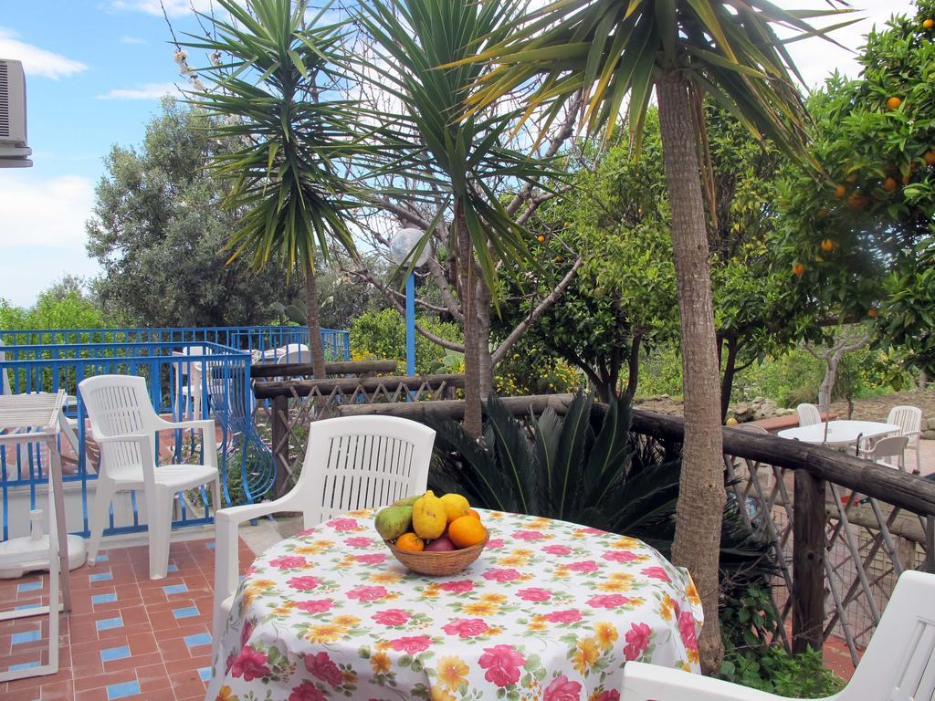 Aparthotel Villa Marinu Forio di Ischia Buitenkant foto