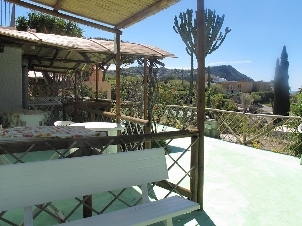 Aparthotel Villa Marinu Forio di Ischia Buitenkant foto