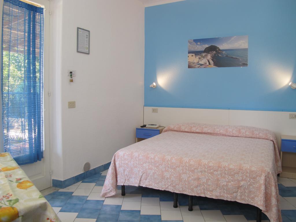 Aparthotel Villa Marinu Forio di Ischia Buitenkant foto