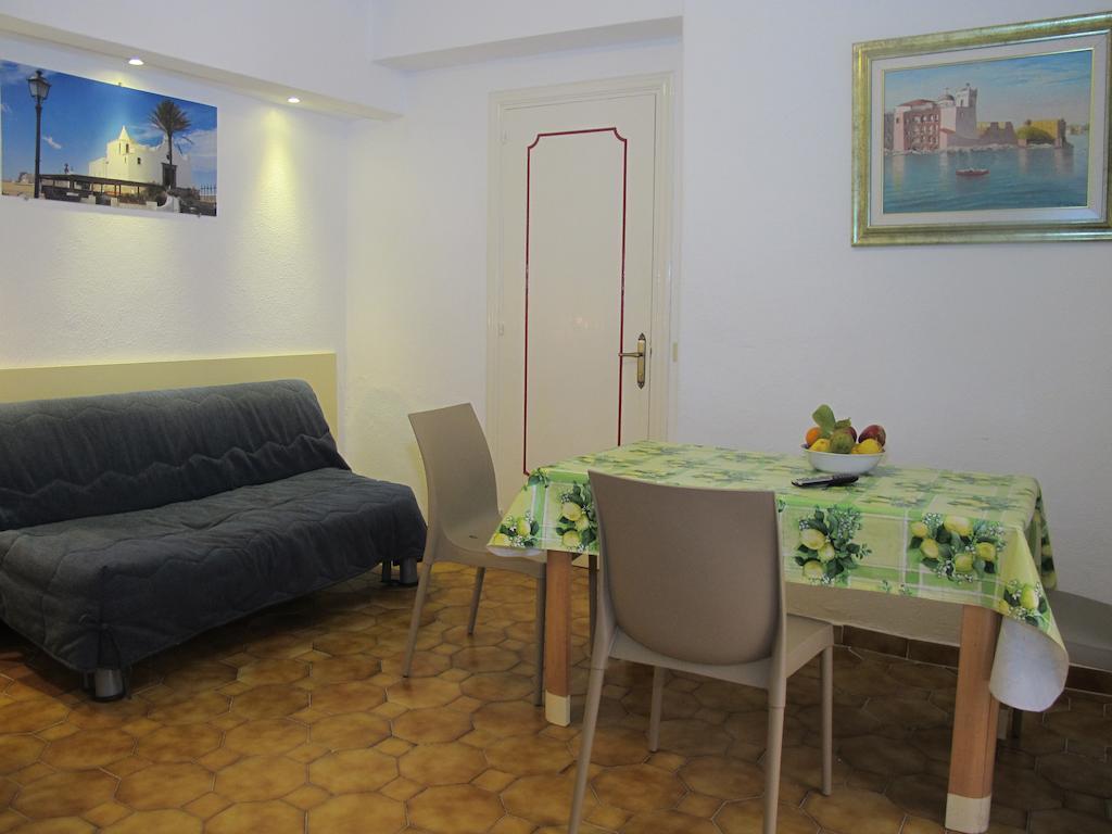 Aparthotel Villa Marinu Forio di Ischia Kamer foto