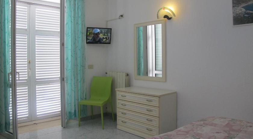 Aparthotel Villa Marinu Forio di Ischia Kamer foto